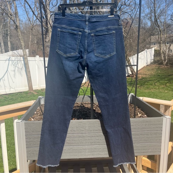 Carve Designs Carson Jeans Size 6 Mid Rise Blue Stretch Slim Boyfriend Raw Hem - Picture 4 of 5